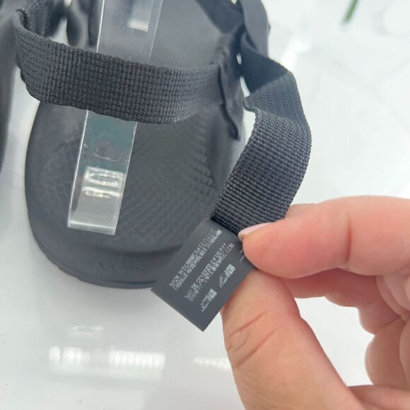 Chaco Men's Z/2 Sandal Size 11 Black Adjustable Toe Loop Outdoor Sport Shoe - Picture 11 of 15